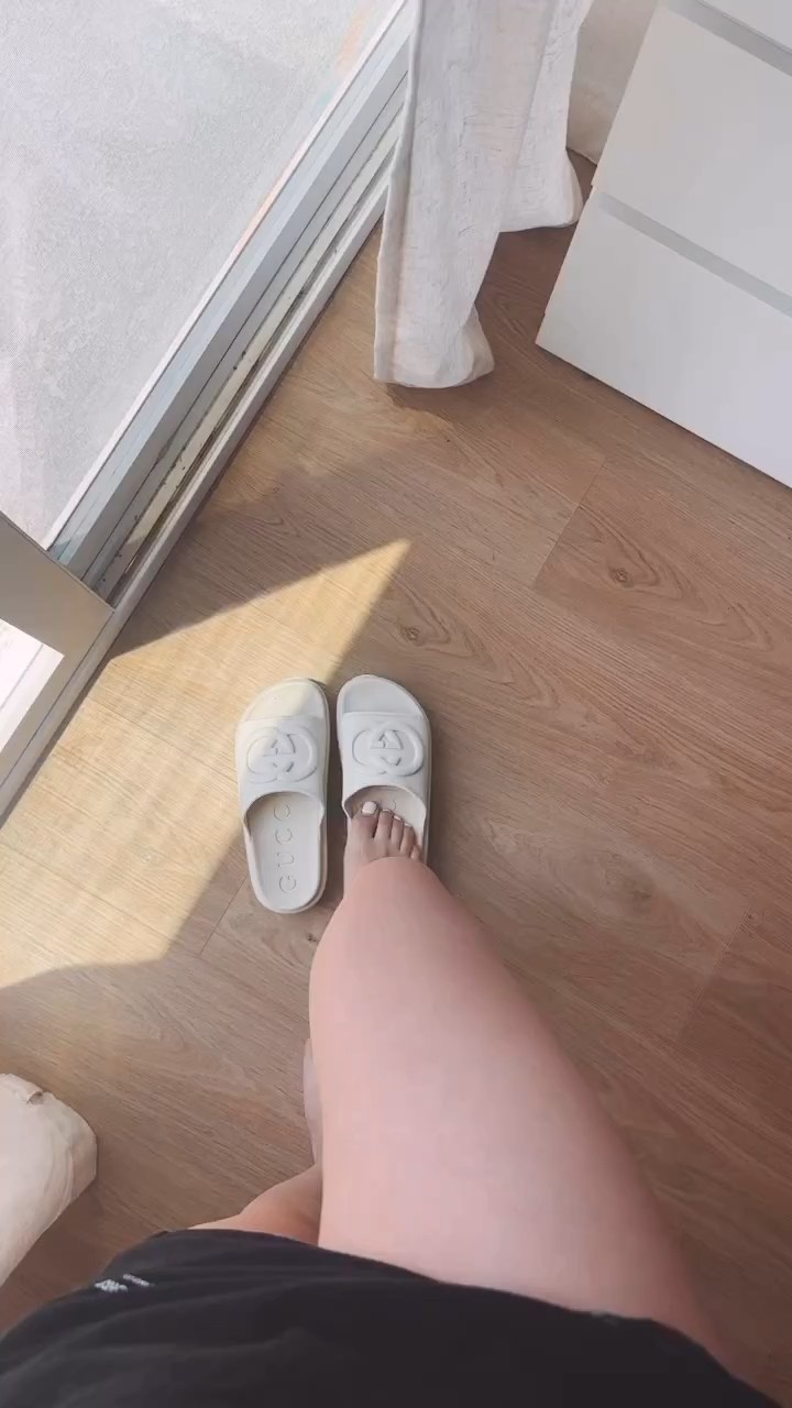 Daniela Legarda Feet